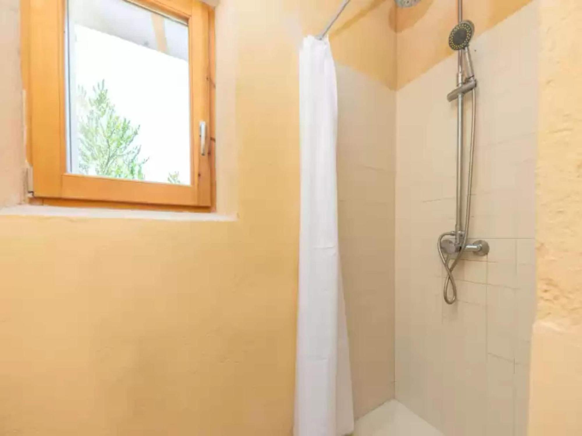 Appealing With Private Pool *